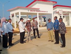 Bupati Buton Utara Dampingi Tim Kantor Staf Presiden RI Dalam Kunjungan Verifikasi Lapangan Program Kampung Nelayan Merah Putih di Malalanda